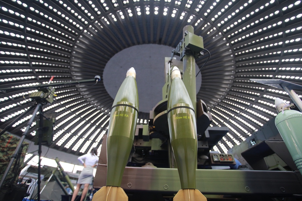 Sırbistan'da, Uluslararası Silah ve Askeri Teçhizat Fuarı başladı