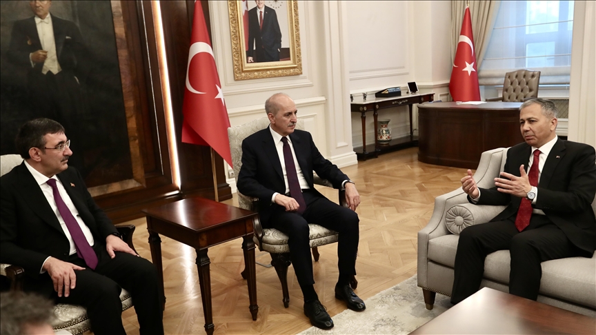 İçişleri Bakanı Ali Yerlikaya'ya geçmiş olsun ziyaretleri