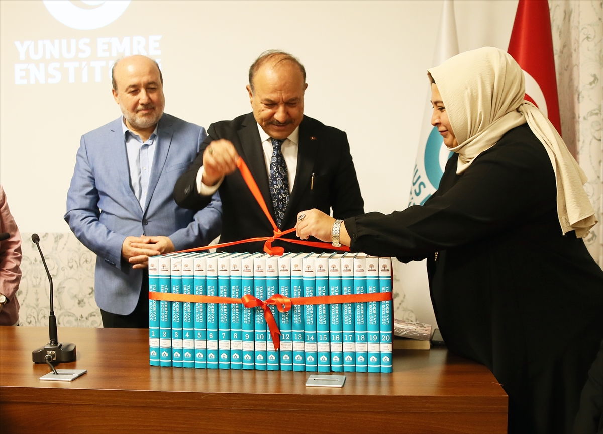 Viyana'da Türk Edebiyatı İsimler Sözlüğü Ansiklopedisi tanıtıldı