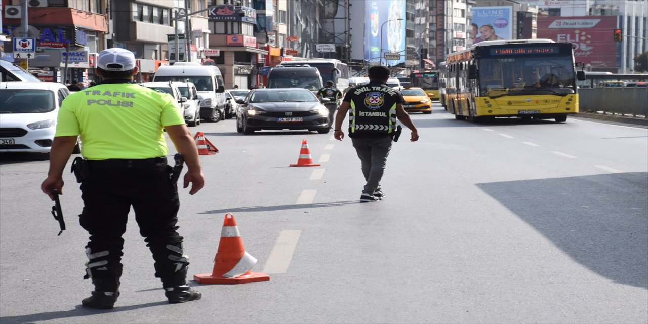 İstanbul'da taksi sürücülerine yönelik denetim yapıldı