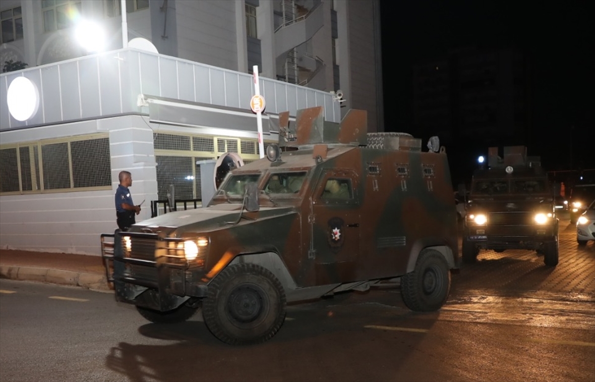 Mitelikli dolandırıcılık operasyonunda 14 şüpheli yakalandı