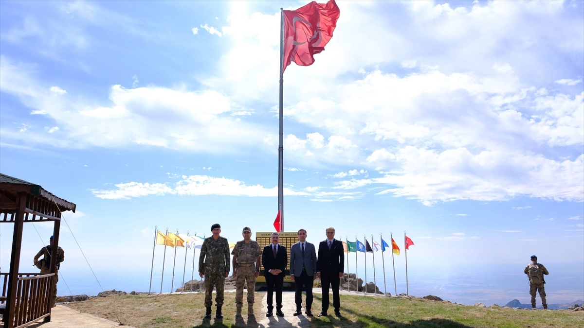 Şırnak'ta "Cudi Dağı Şehitlik Anıtı" törenle açıldı
