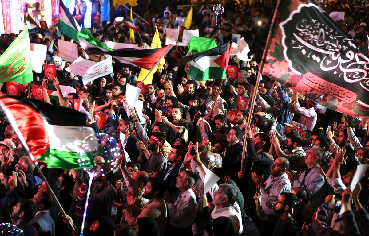 İran'da Filistin'e destek gösterisi yapıldı