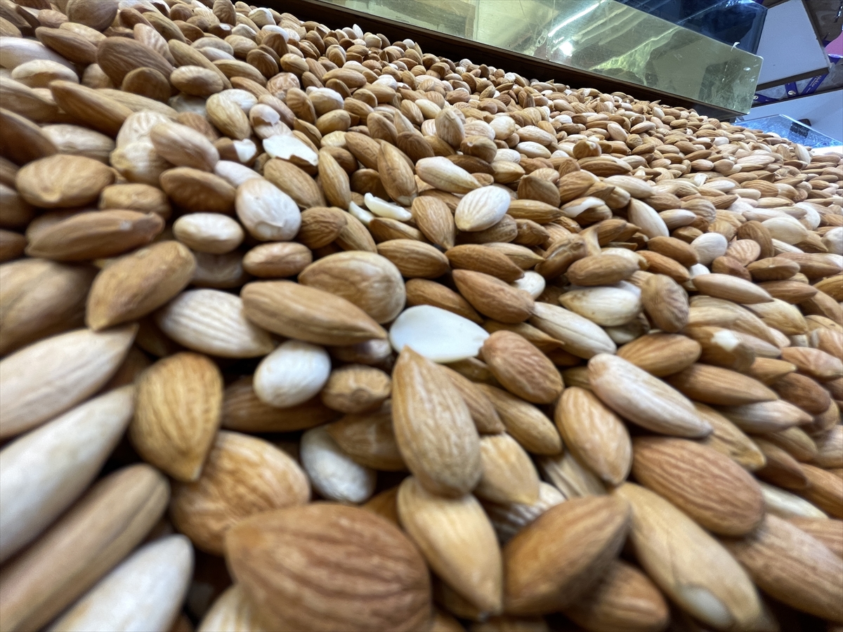 Tescilli kayısı çekirdeği ihracatından 9 ayda 11,5 milyon dolarlık gelir