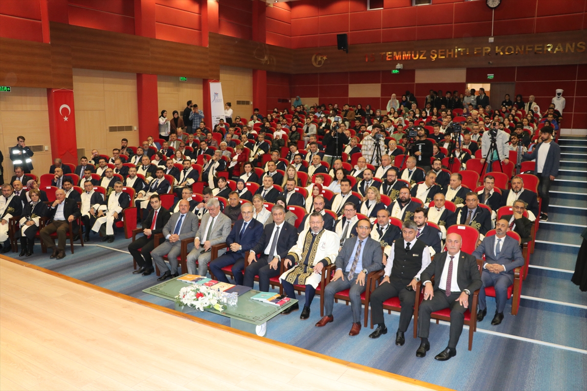 Karabük Üniversitesinde 2023-2024 Akademik Yılı Açılış Töreni yapıldı