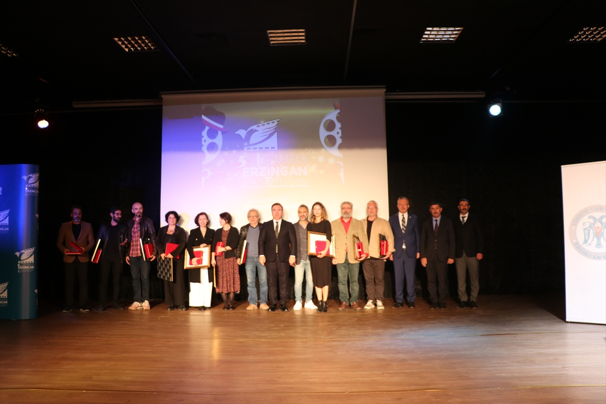 Erzincan 5. Uluslararası Kısa Film Festivali ödüllerin verilmesiyle sona erdi