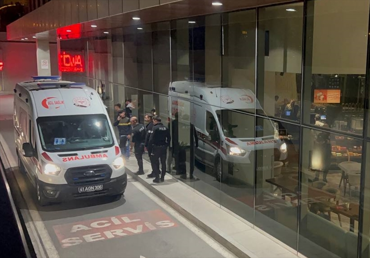 Kocaeli'de 16 yaşındaki çocuğun öldüğü bıçaklı kavgaya ilişkin 7 kişi yakalandı