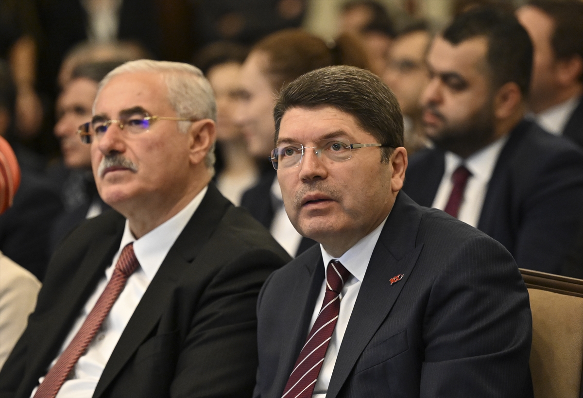 Adalet Bakanı Tunç, Uluslararası Aile Hukuku Sempozyumu'nda konuştu