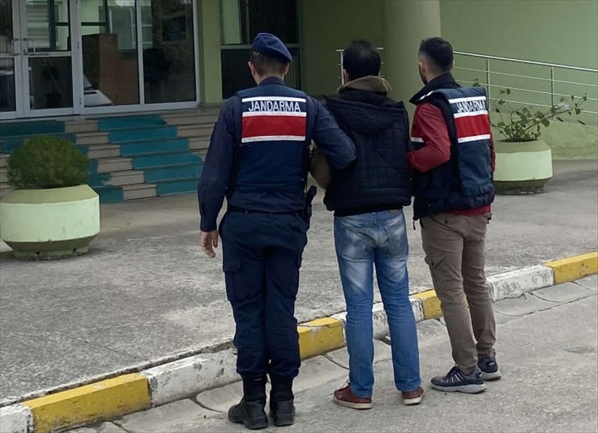 Terörörgütü mensubu 15 kişi kıskıvrak yakalandı