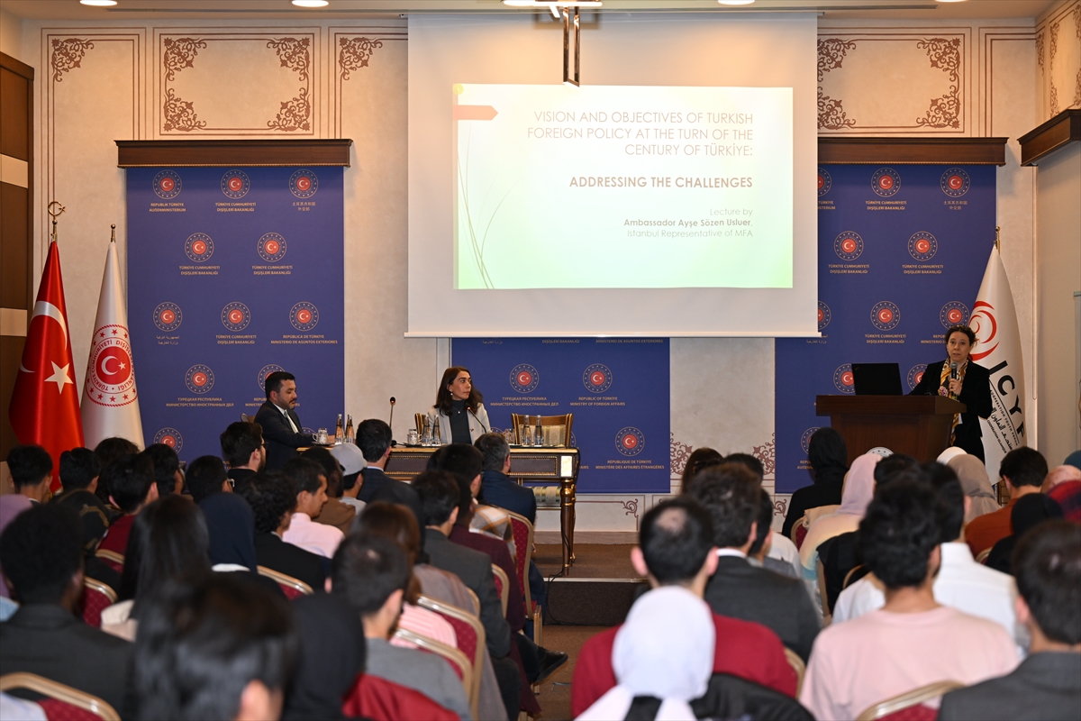 İslam İşbirliği Gençlik Forumu 6. Diplomasi Akademisinin açılışı yapıldı