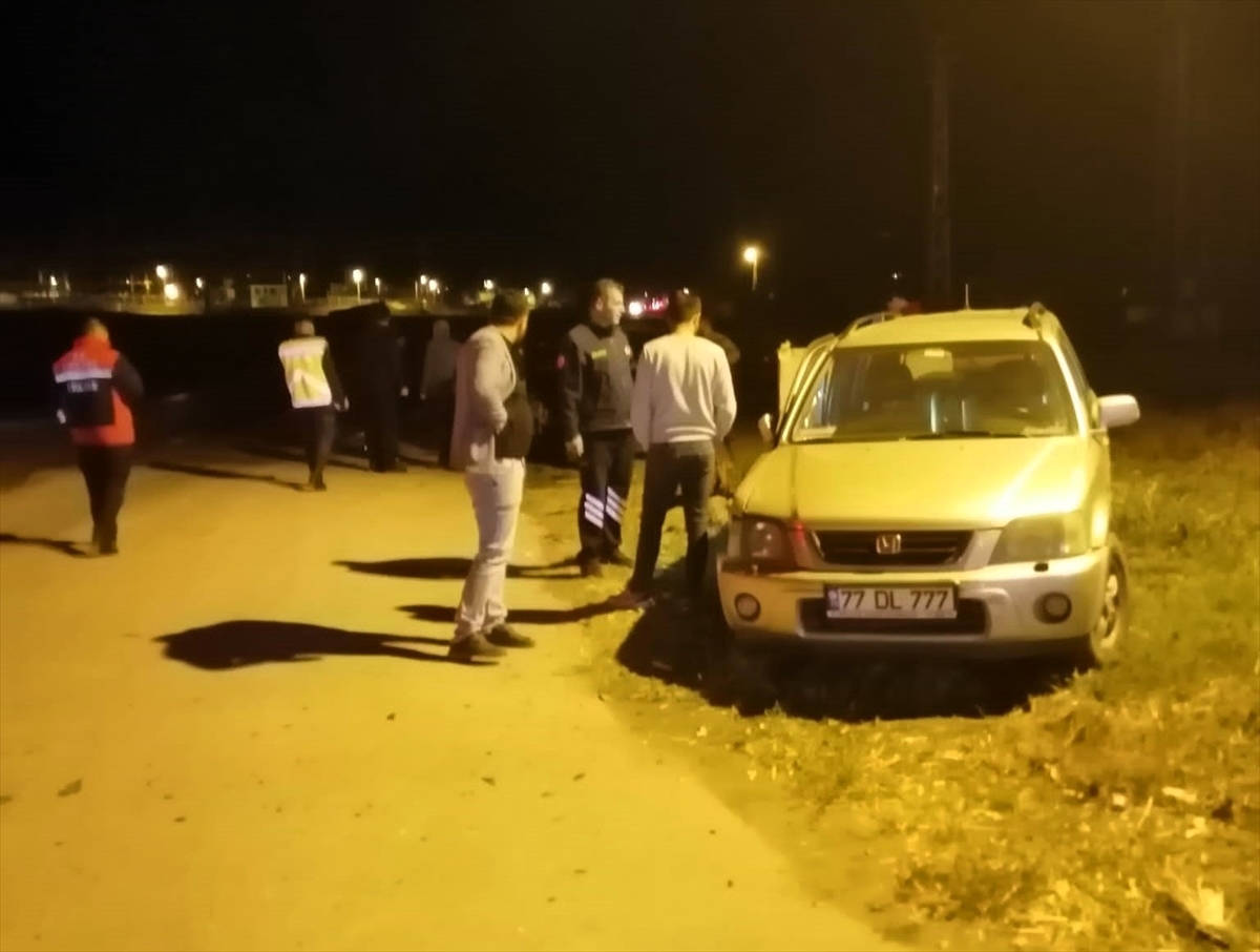 Amasya'da iki otomobil çarpıştı 5 kişi yaralandı