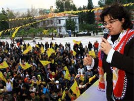 Ayna: Türkiye'yi seven tek parti DTP