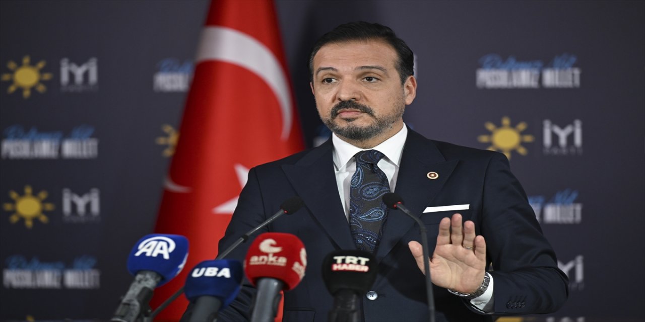 İYİ Parti Sözcüsü Zorlu, basın toplantısı düzenledi: