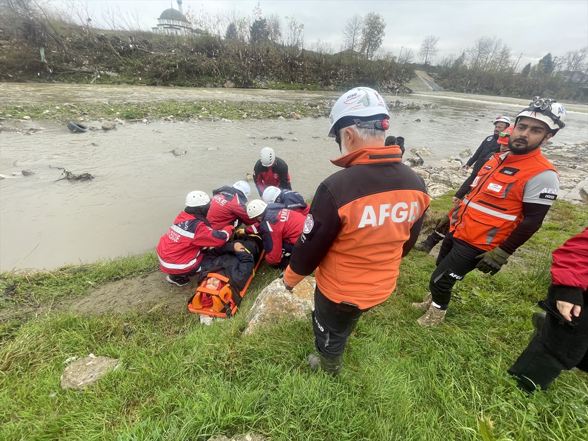 Düzce'de sel tatbikatı yapıldı