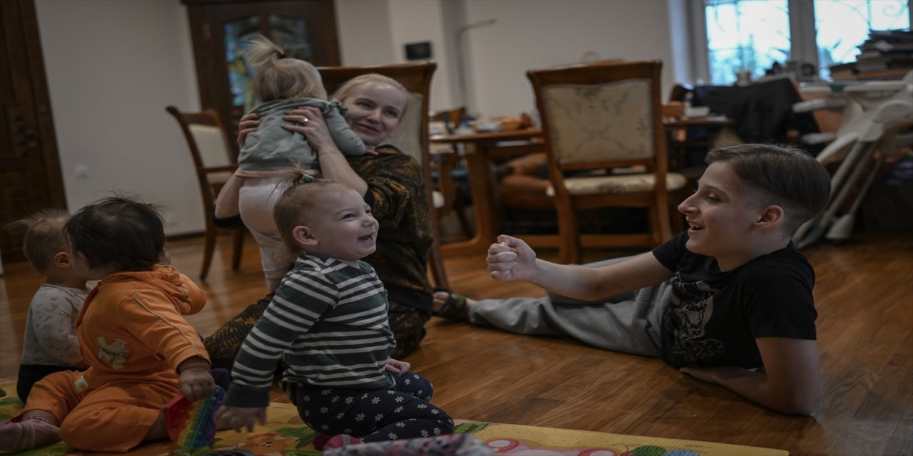 Harkiv'de savaş nedeniyle kimsesiz kalan hasta ve engelli çocukların koruyucu annesi Mariya
