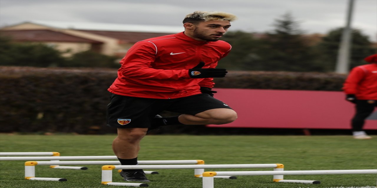 Bu sene 2. Ligde oynayacak Pendikspor, Mesut Özdemir'i kadrosuna kattı