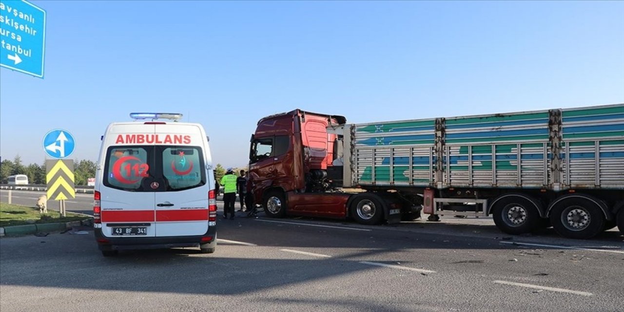 Hatay’da tır ve motosiklet kazasında 1 ölü