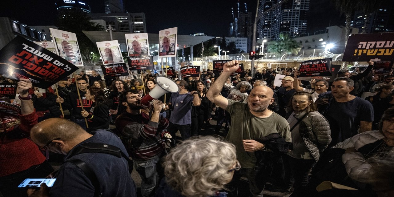 Tel Aviv ve Batı Kudüs’te Netanyahu karşıtı protestolar
