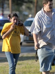 Saldırgan Önüne Geleni Öldürdü