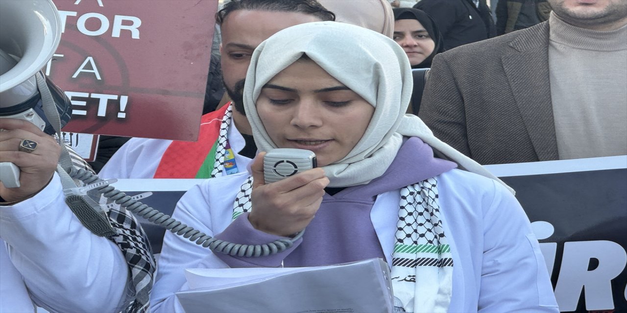 Elazığ ve Siirt'te sağlık çalışanları Gazze için yürüdü