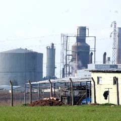 Silopi'de kuyulardan yanık kumaş çıktı