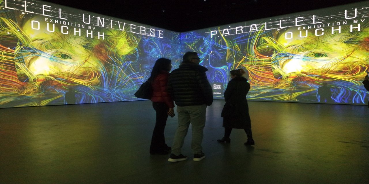 Downtown Yaşam ve Eğlence Merkezi basın mensuplarına eşsiz bir sergi deneyimi yaşattı