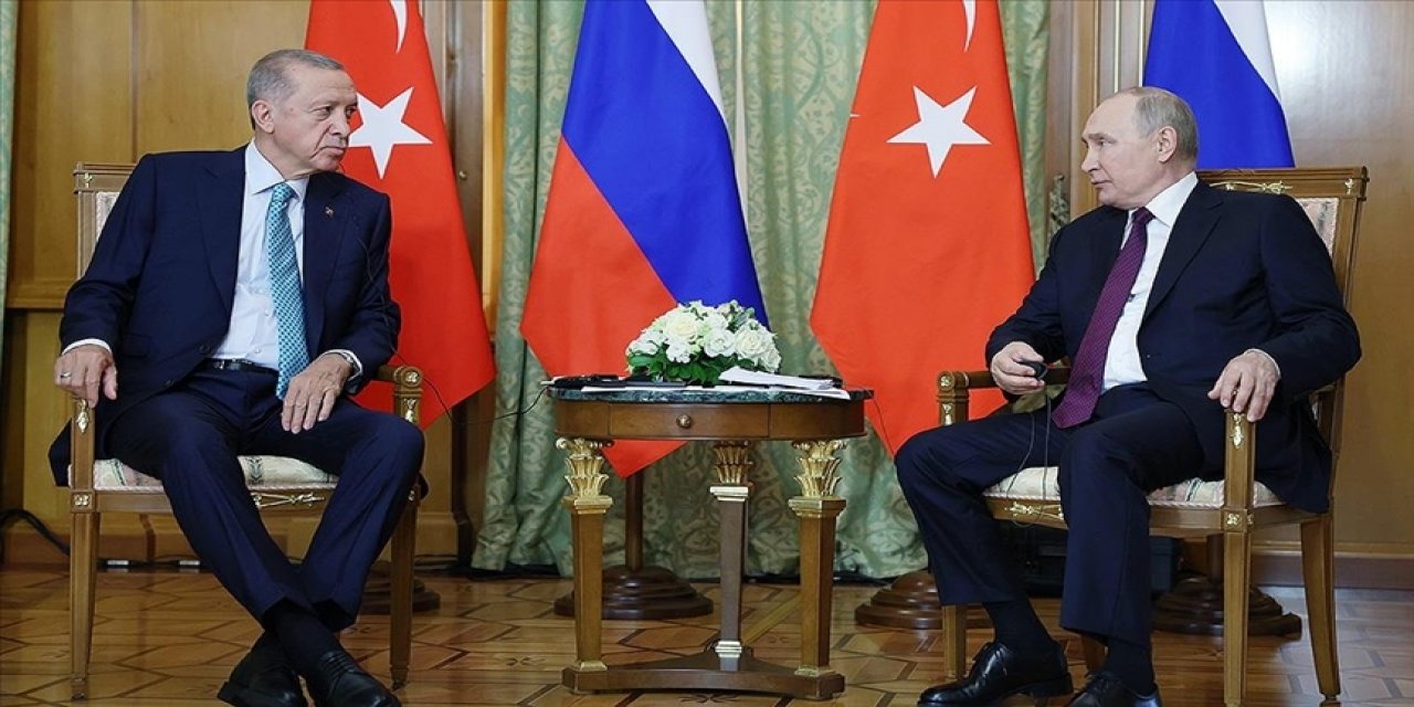 Kremlin: Putin ve Erdoğan'ın sürekli temas halinde olmalarına ihtiyaç var dedi..