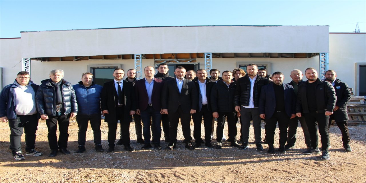 "Şu andaki yerimizden memnun değilim."