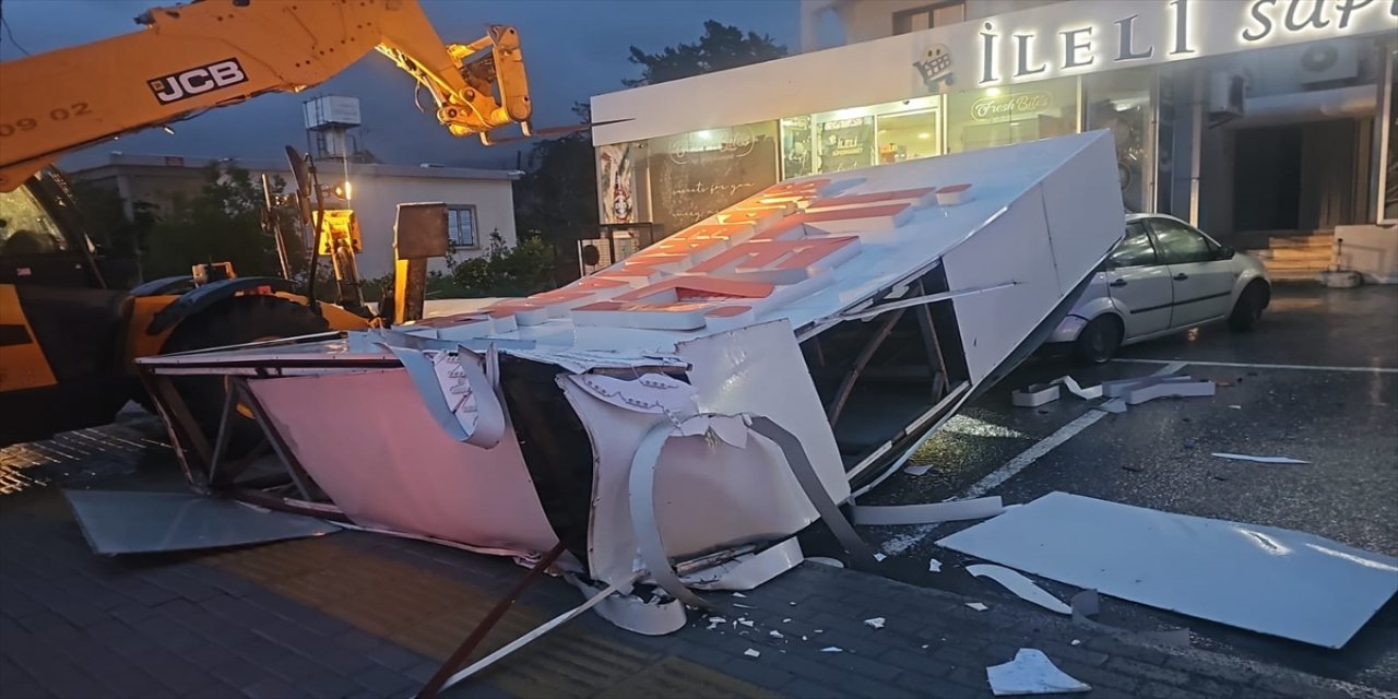 "Vatandaşlarımıza sokağa çıkmamayı tavsiye ediyoruz."