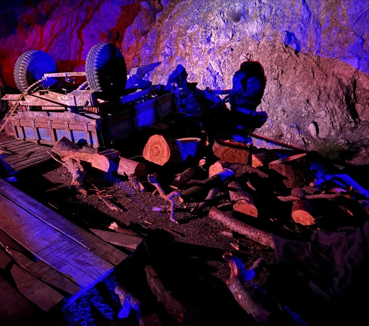 Traktörün devrilmesi sonucu 1 kişi öldü, 1 kişi yaralandı