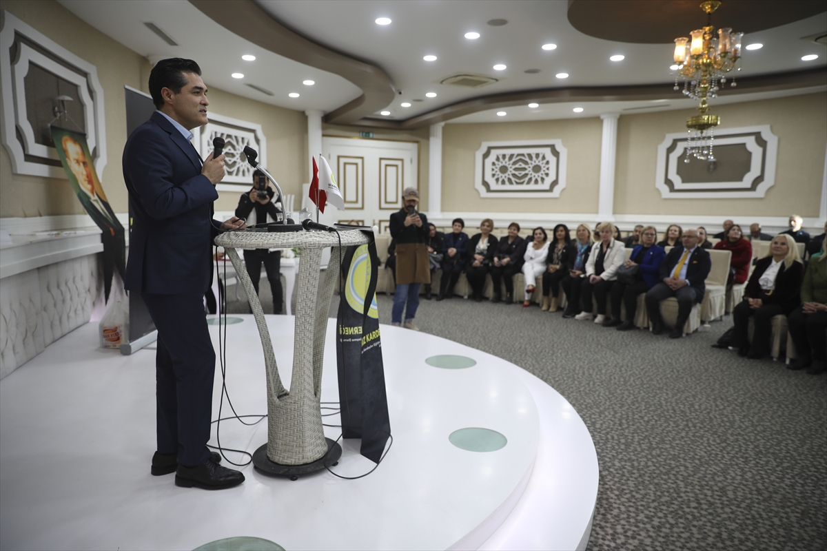 İYİ Parti'nin hür ve müstakil bir şekilde hareket etmesinin ülkenin geleceği açısından çok kıymetli