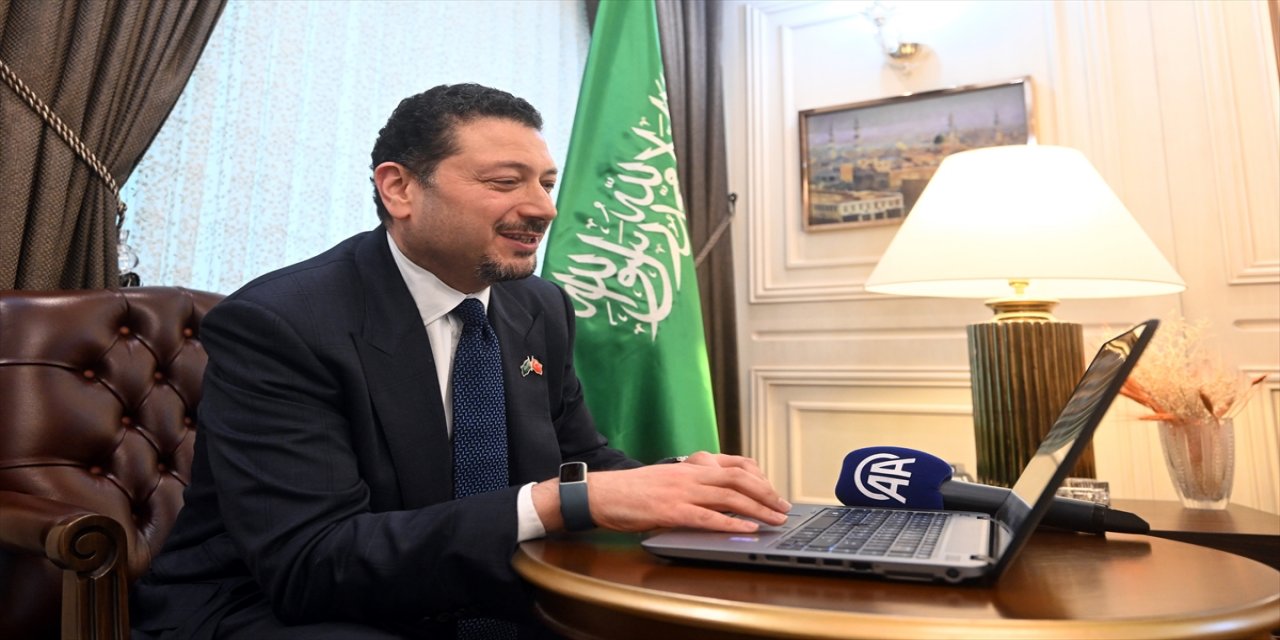 Suudi Arabistan'ın Ankara Büyükelçisi Abu Al-Nasr, AA'nın "Yılın Kareleri" oylamasına katıldı