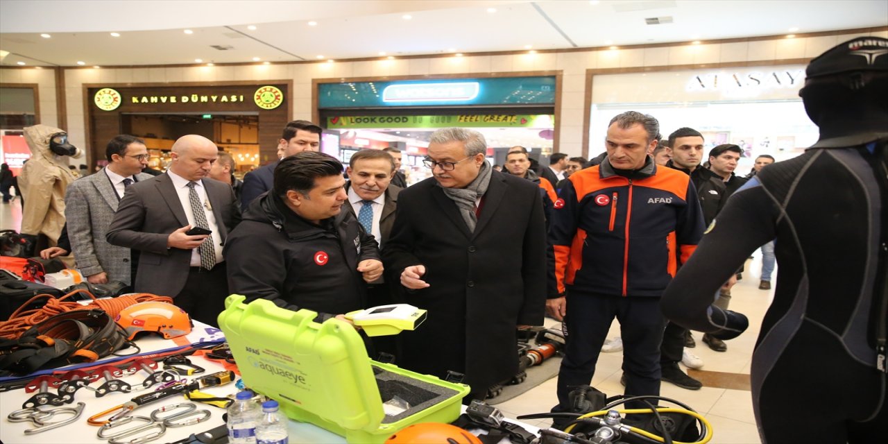 Diyarbakır, Bingöl, Batman ve Şırnak'ta 6 Şubat depremlerinin birinci yılında anma etkinlikleri