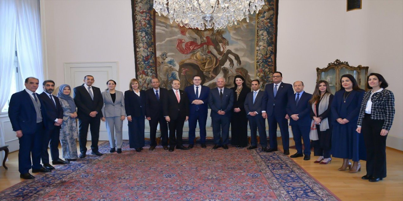 Çekya Dışişleri Bakanlığında Filistin-İsrail konulu toplantı düzenlendi