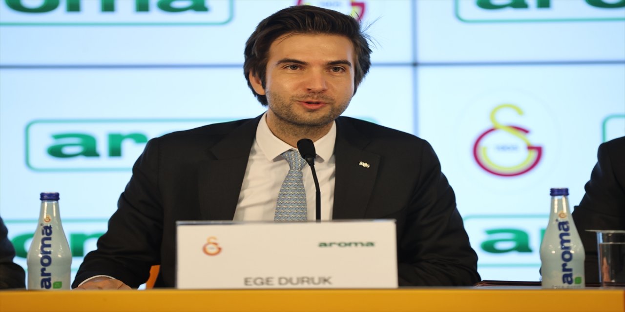 "Şampiyonluk yarışındaki rakibimiz kendini ümide sevk eden 1 puana tutundu."