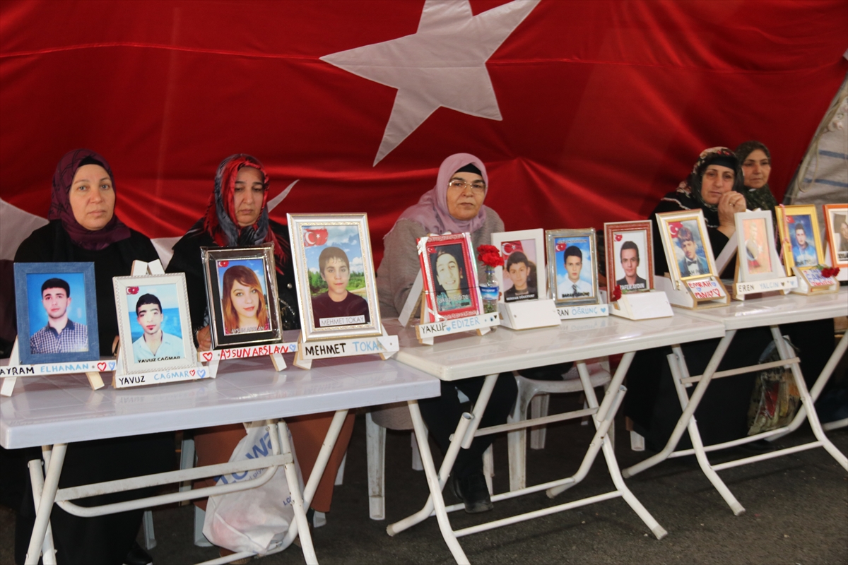 Diyarbakır anneleri evlat nöbetini kararlılıkla sürdürüyor