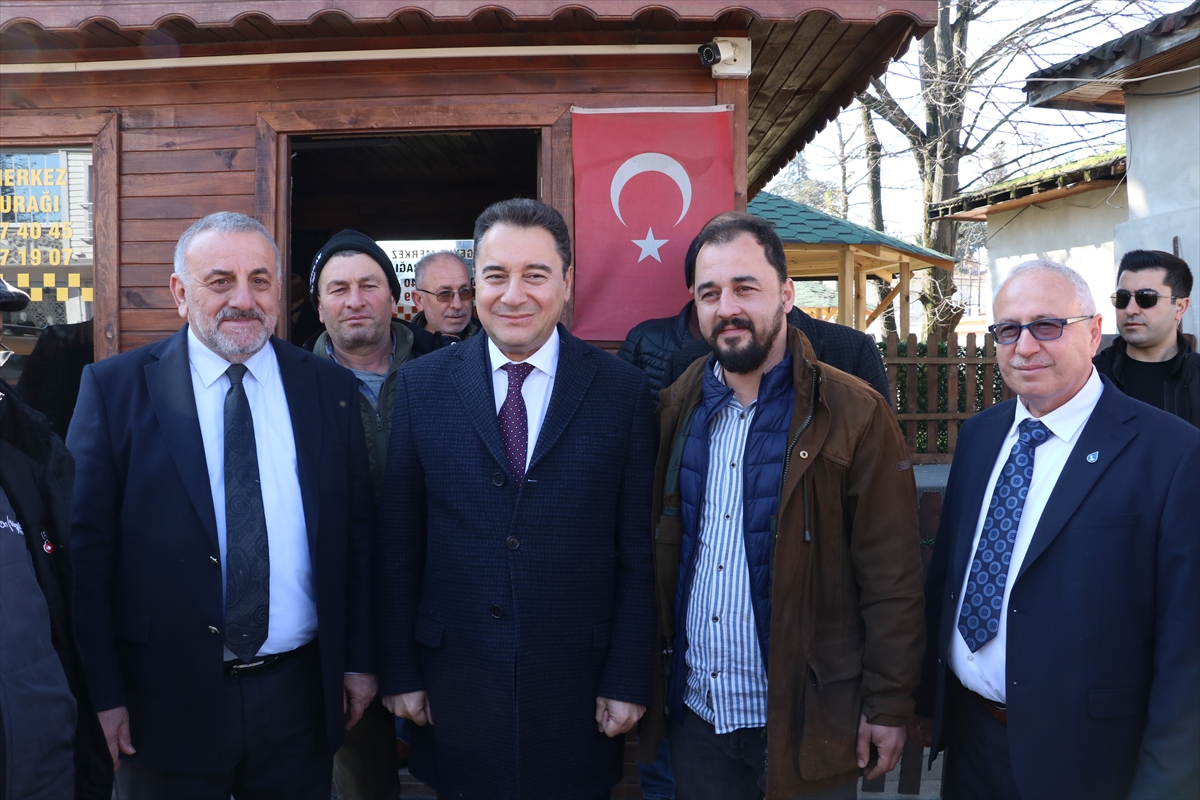 DEVA Partisi Genel Başkanı Babacan Sakarya'da ziyaretlerde bulundu