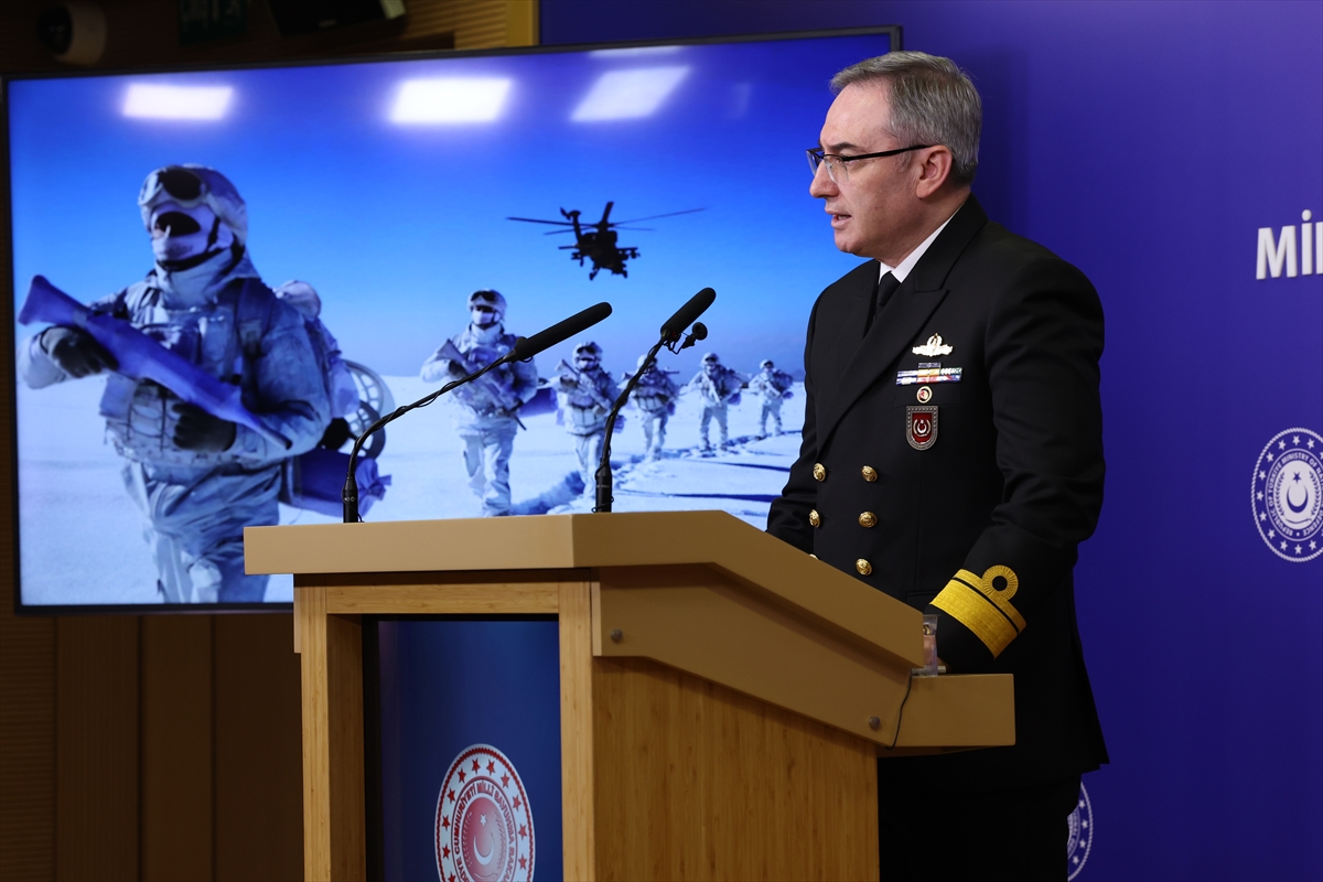 30 bin 15 kişinin sınırdan yasa dışı geçmesi önlendi