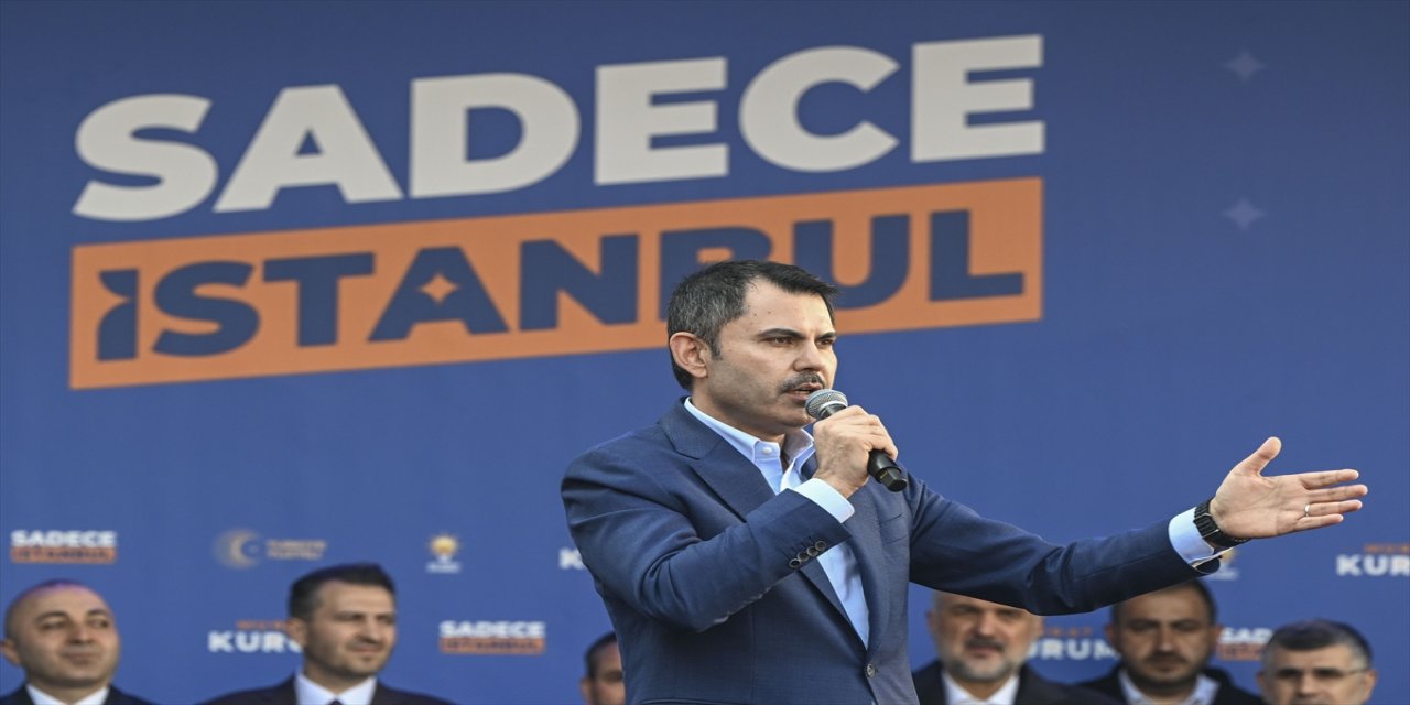 "Ben metro fatihiyim diyor. 5 yılda sadece 8 kilometre metro yapan sen mi fatih olacaksın?"