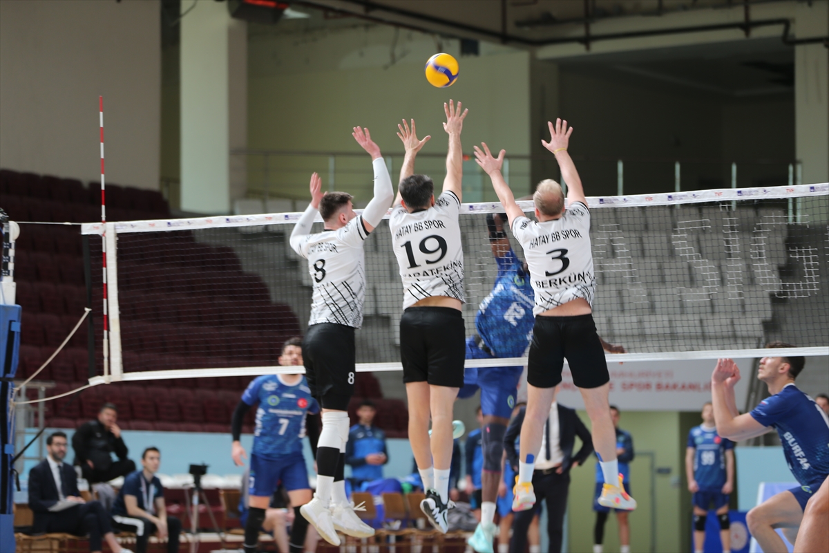 Hatay Büyükşehir Belediyespor: 1 - Bursa Büyükşehir Belediyespor: 3