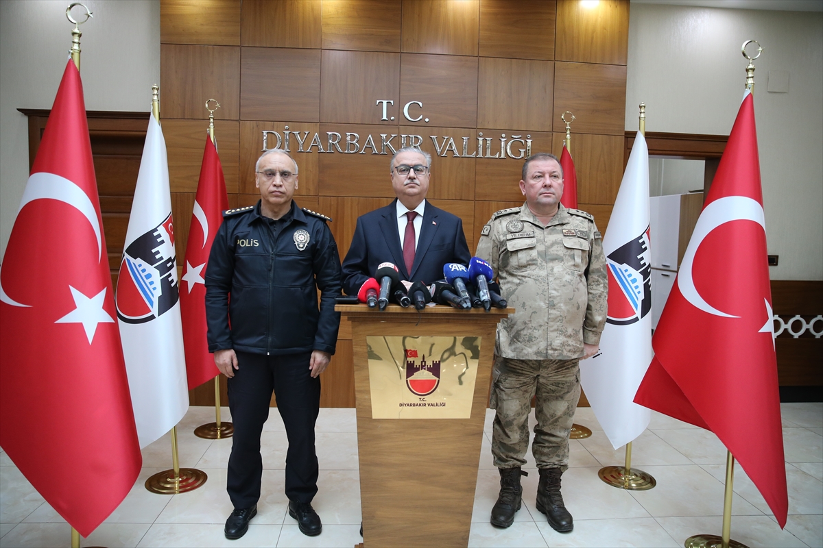 Diyarbakır Valisi Su, "19 terör eylemi engellendi"