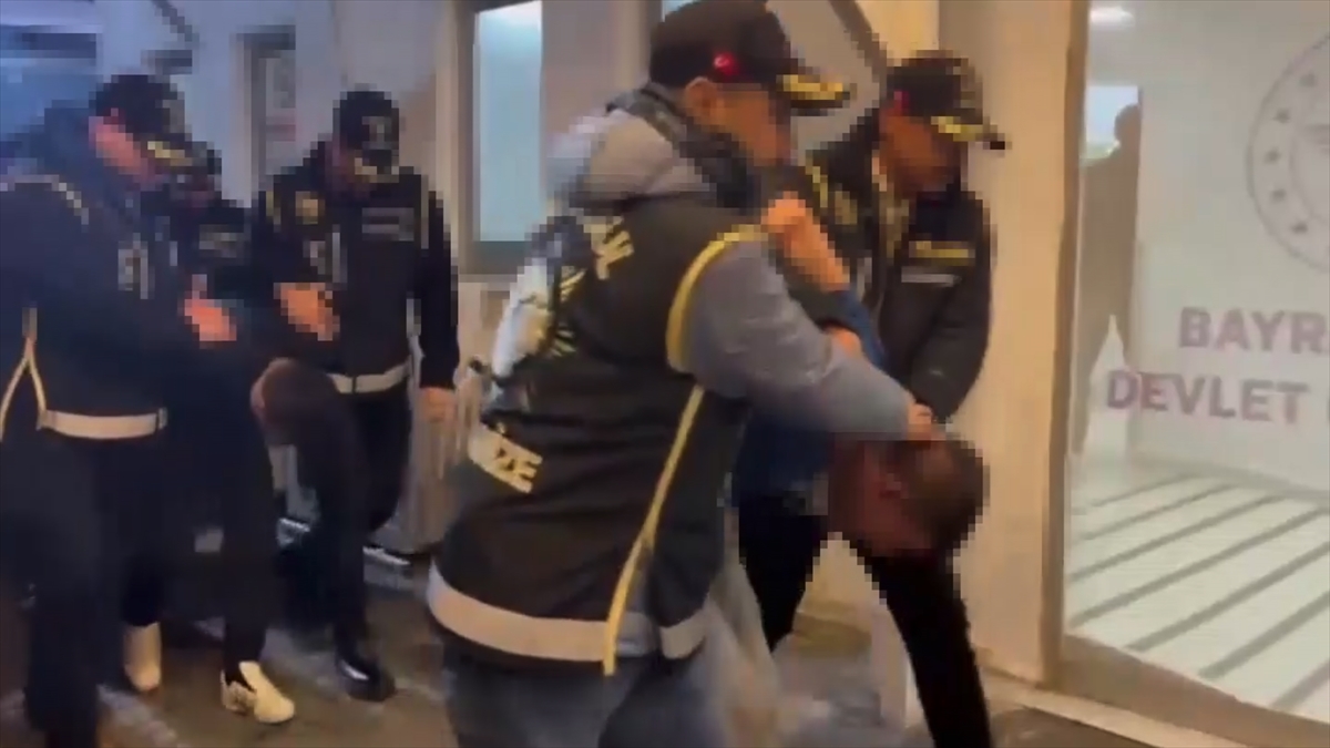 İstanbul'da suç örgütü ile silah ticaretine yönelik operasyon