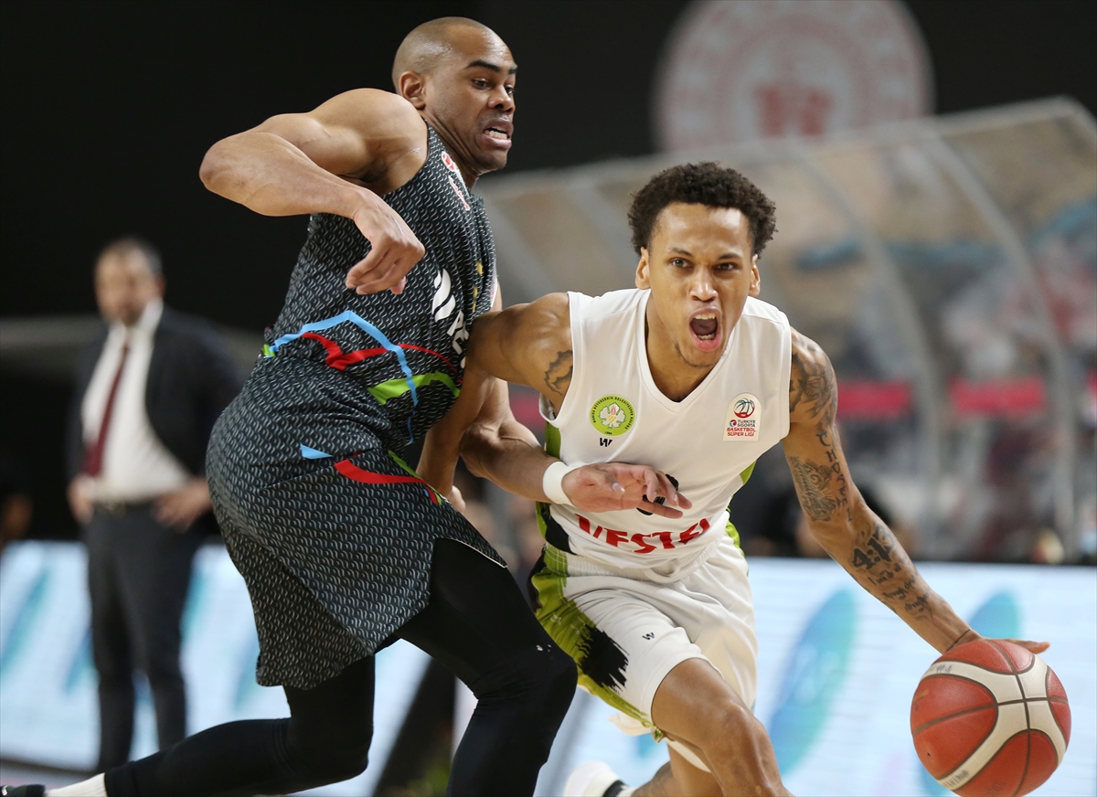 Manisa Büyükşehir Belediyespor: 90 - Aliağa Petkimspor: 106