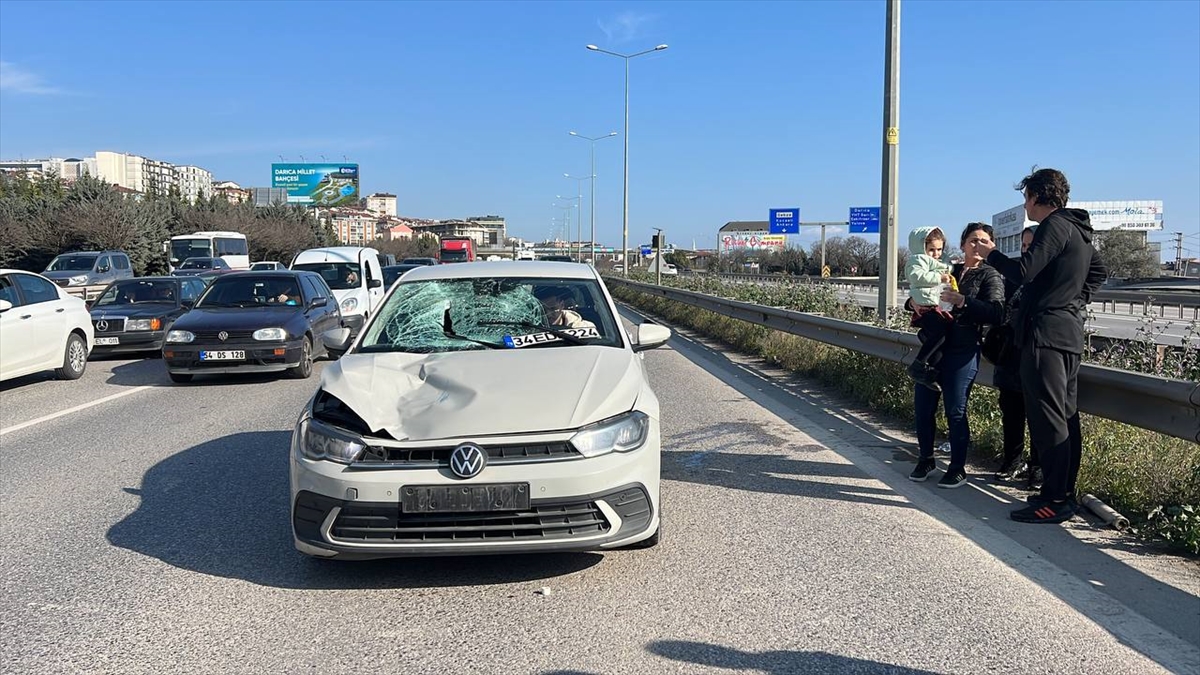 Gebze’de otomobilin çarptığı yaya ağır yaralandı