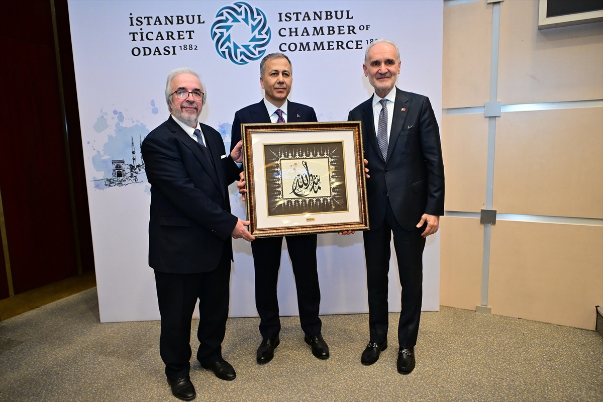 "İş dünyası üretip kazandıkça İstanbul kazanacak"