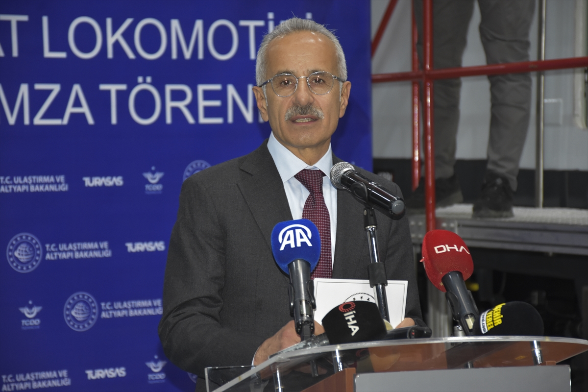 Milli Banliyö Tren Seti prototip araç üretimi çalışmaları devam ediyor