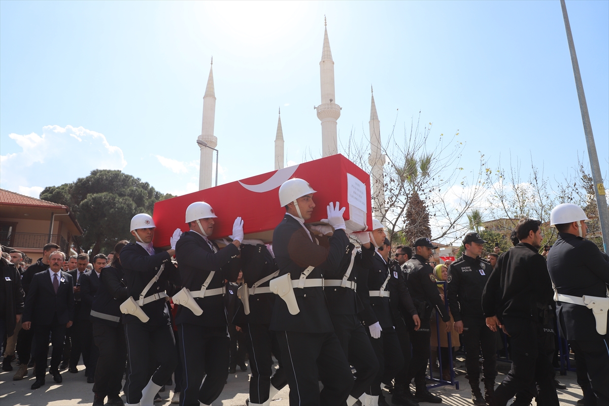 Şehit Polis Memuru Fırat Der, Denizli'de son yolculuğuna uğurlandı