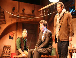 'Maskeliler'i izleyin