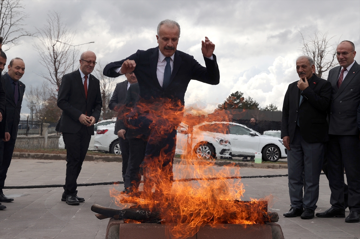 Sivas ve Niğde'de Nevruz Bayramı kutlandı