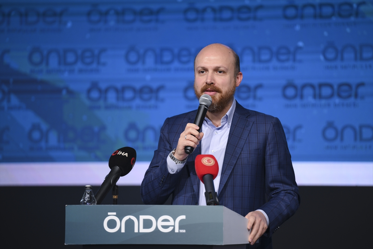 ÖNDER İmam Hatipliler Derneğinin 66. Geleneksel İftarı, imam hatip camiasını buluşturdu